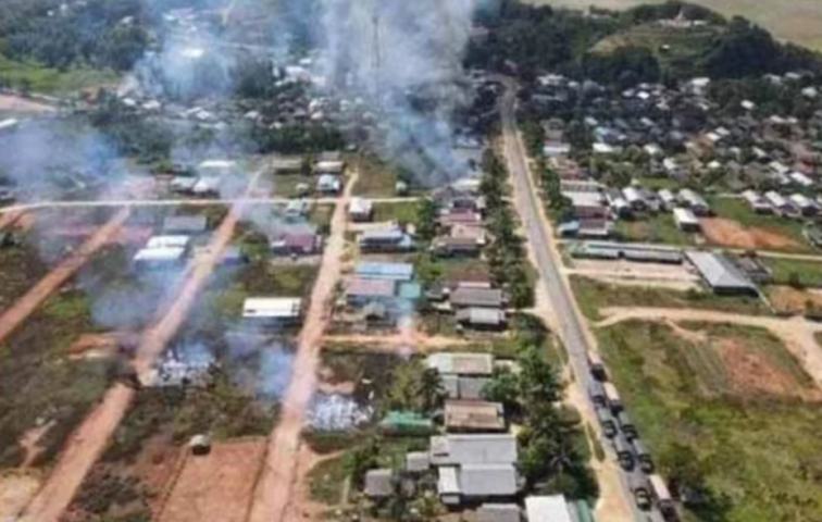 More than 50 civilian houses burned down in Kadae village in Palaw ...