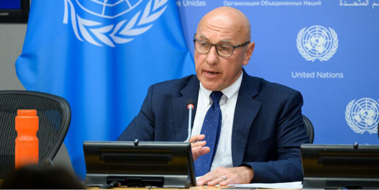 Asia-Pacific countries to halt the flow of arms and funds to the military council