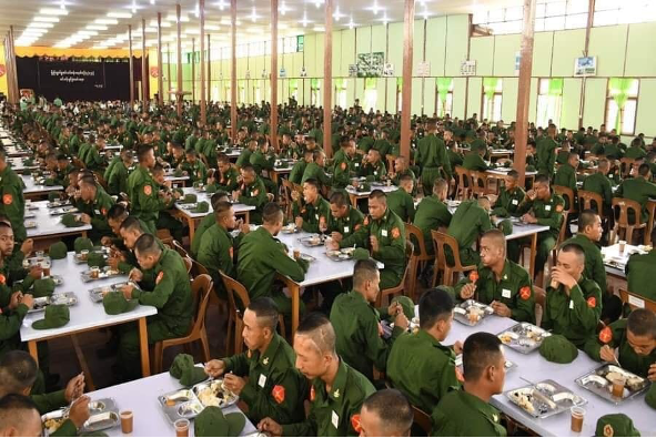 စစ်မှုထမ်းရန်အတွက် လူငယ်များအား ဖမ်းဆီးနေကြောင်း မွန်လူ့အခွင့်အရေးအဖွဲ့ HURFOM ပြောဆို