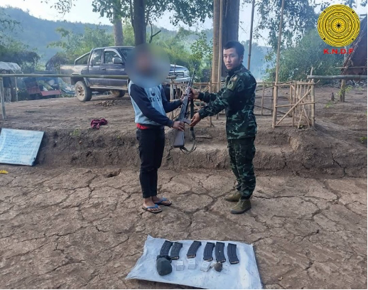 စစ်မှုထမ်းအဖြစ် စုဆောင်းခံရသည့် စစ်ကောင်စီတပ်သား ၇ ဦး KNDF ထံ ခိုလှုံ