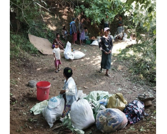 Around 20,000 locals displaced by ongoing fighting in Pwintbyu